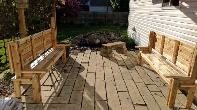 The table in benches form